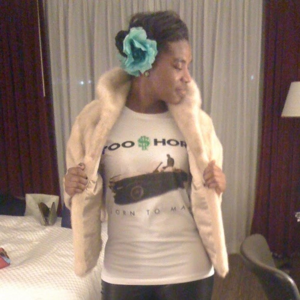 Meet your Posher, Demetra